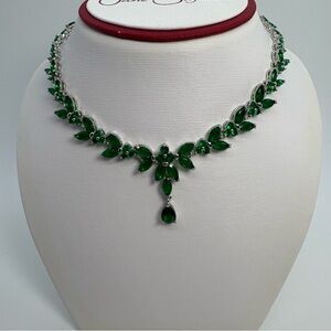 Green Emerald Floral Cubic Zirconia Lariat Rhodium Finish Necklace, Brand New